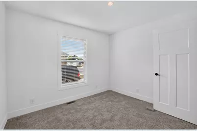 1500 N Angel St. #20, Layton, UT 84041 - Photo 10