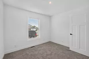 1500 N Angel St, Layton, UT 84041 - Photo 10