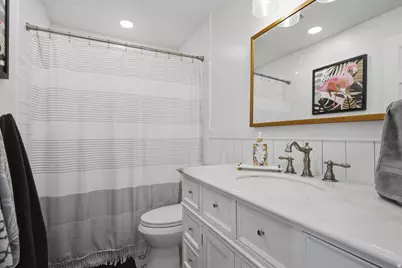 128 W Pheasantbrook Cir N, Centerville, UT 84014 - Photo 18