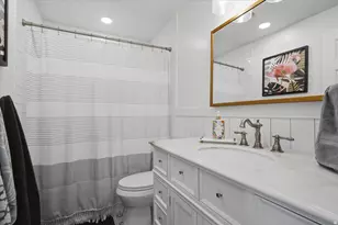 128 W Pheasantbrook Cir N, Centerville, UT 84014 - Photo 18