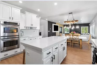 6042 W Trailview Way S, Herriman, UT 84096 - Photo 10