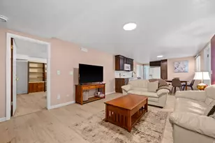 1398 W Hawksbill Dr, Salt Lake City, UT 84123 - Photo 28