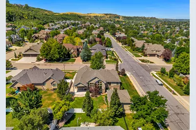 8212 S 2560 E, South Weber, UT 84405 - Photo 68
