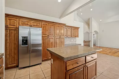 8212 S 2560 E, South Weber, UT 84405 - Photo 16