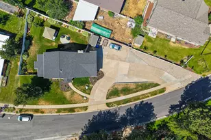 2524 S Edgehill Dr, Bountiful, UT 84010 - Photo 18