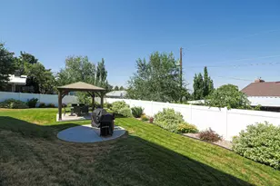 2524 S Edgehill Dr, Bountiful, UT 84010 - Photo 14