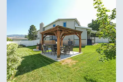 2524 S Edgehill Dr, Bountiful, UT 84010 - Photo 12
