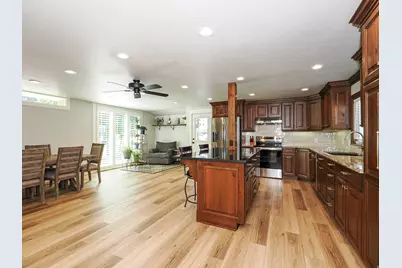 2524 S Edgehill Dr, Bountiful, UT 84010 - Photo 32