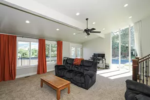 2524 S Edgehill Dr, Bountiful, UT 84010 - Photo 24