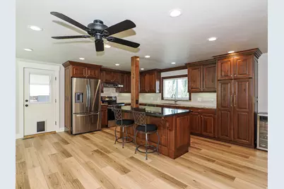 2524 S Edgehill Dr, Bountiful, UT 84010 - Photo 28
