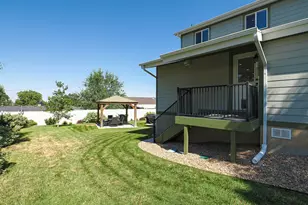 2524 S Edgehill Dr, Bountiful, UT 84010 - Photo 10