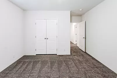 1500 N Angel St E #12, Layton, UT 84041 - Photo 18