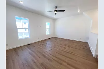 7609 S New Sycamore Dr W #431, West Jordan, UT 84081 - Photo 8