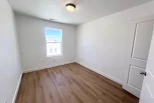 7609 S New Sycamore Dr W, West Jordan, UT 84081 - Photo 12