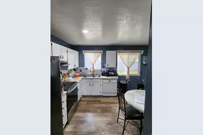 3759 W Ettenmore Cir, Taylorsville, UT 84129 - Photo 6