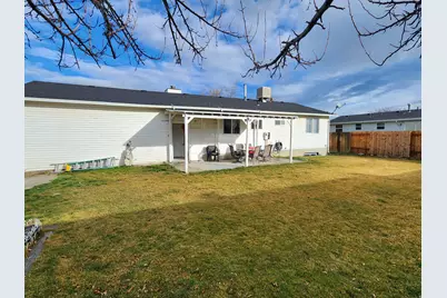 3759 W Ettenmore Cir, Taylorsville, UT 84129 - Photo 24