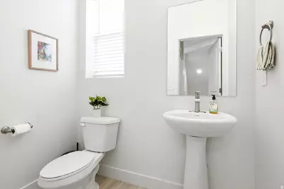 10629 S Stavanger Dr, South Jordan, UT 84009 - Photo 20