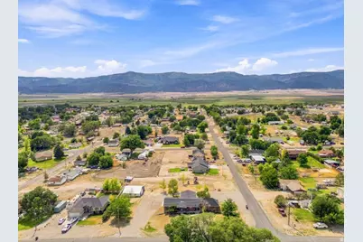 191 N 300 E, Moroni, UT 84646 - Photo 4