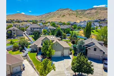 5977 W Heavy Cloud Cir S, Herriman, UT 84096 - Photo 38
