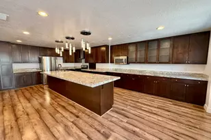5058 S Moray Ct, Holladay, UT 84117 - Photo 6