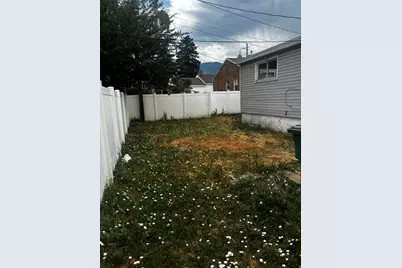 75 E 300 S, Logan, UT 84321 - Photo 20