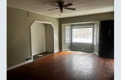 75 E 300 S, Logan, UT 84321 - Photo 2