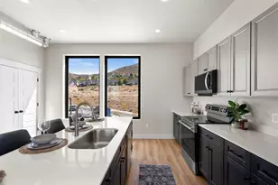 281 E Endurance Circle, Draper, UT 84020 - Photo 16