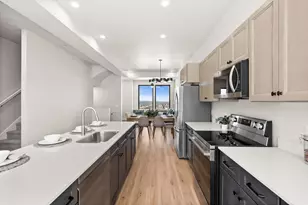 283 E Endurance Circle, Draper, UT 84020 - Photo 10