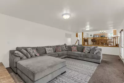 846 E Holroyd Dr S, South Ogden, UT 84403 - Photo 10
