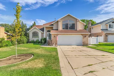 846 E Holroyd Dr S, South Ogden, UT 84403 - Photo 2