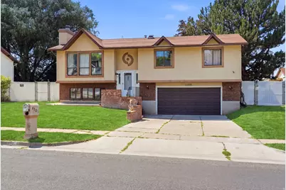 4385 S 2900 W, Roy, UT 84067 - Photo 2