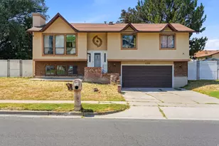 4385 S 2900 W, Roy, UT 84067 - Photo 4