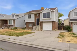 7985 S Saint Ives Ln, West Jordan, UT 84088 - Photo 1