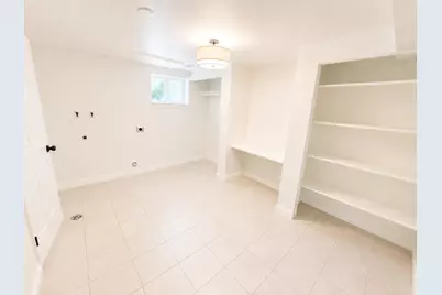 5642 S 2665 W, Taylorsville, UT 84129 - Photo 8