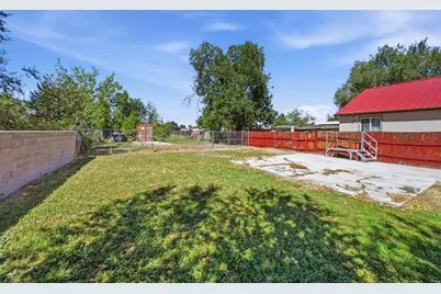 939 N Redwood Rd, Salt Lake City, UT 84116 - Photo 4