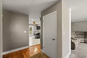 90 W 400 N, Millville, UT 84326 - Photo 4