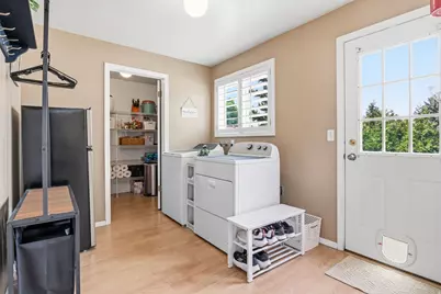 1101 E Old Dairy Rd, Sandy, UT 84094 - Photo 12