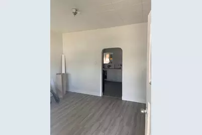 671 E 2735 S, Ogden, UT 84403 - Photo 2