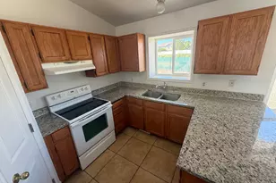 5953 W Cape Cod Dr, West Valley, UT 84128 - Photo 8
