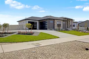 614 E Shelley Ln, Grantsville, UT 84029 - Photo 8
