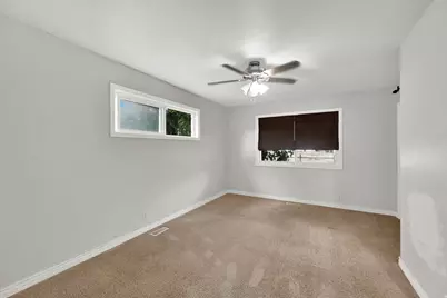 340 W Porter Ln, Centerville, UT 84014 - Photo 10