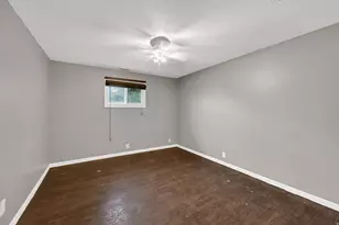340 W Porter Ln, Centerville, UT 84014 - Photo 16