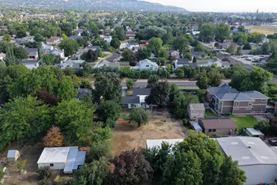 340 W Porter Ln, Centerville, UT 84014 - Photo 28