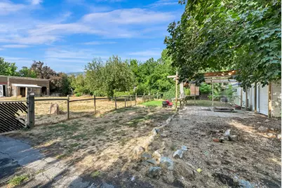 340 W Porter Ln, Centerville, UT 84014 - Photo 38