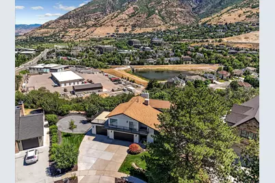 6807 S Pine Rock Cir E, Cottonwood Heights, UT 84121 - Photo 4