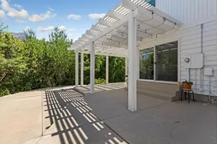 6807 S Pine Rock Cir E, Cottonwood Heights, UT 84121 - Photo 42