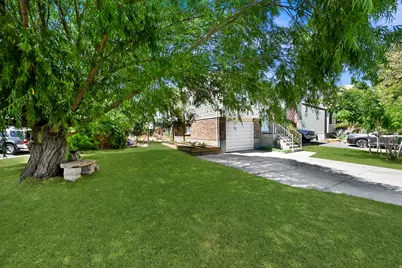 7948 S Linton Dr W, West Jordan, UT 84088 - Photo 2
