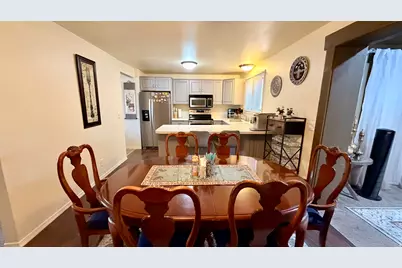 1236 E Violet Dr S, Sandy, UT 84094 - Photo 8