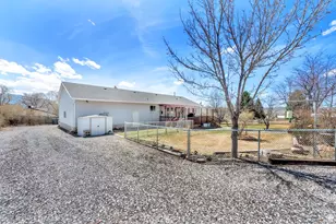 154 W Main St, Bicknell, UT 84715 - Photo 8