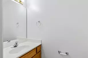 992 N Independence Ave W, Provo, UT 84604 - Photo 6